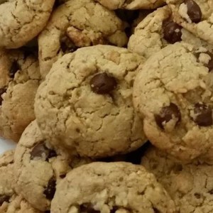 mrs. fields chocolate chip cookies