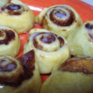 mini cinnamon rolls